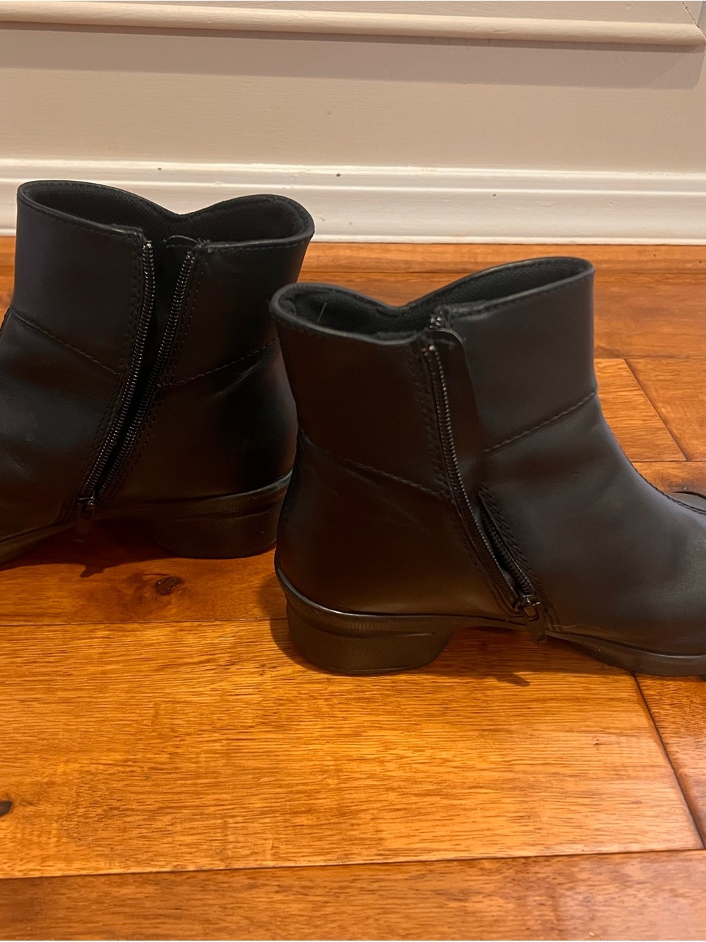 Keen Boots - Picture 3 of 7